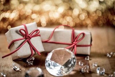 Celebrate the Holiday Season with Stunning Jewelry Gifts