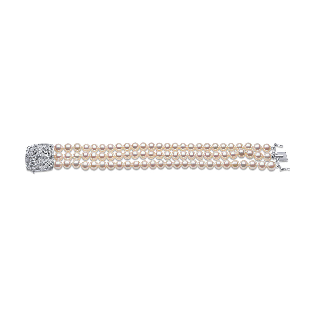 Yoko London Classic 18K White Gold Pearl and Geometric Diamond Clasp Bracelet