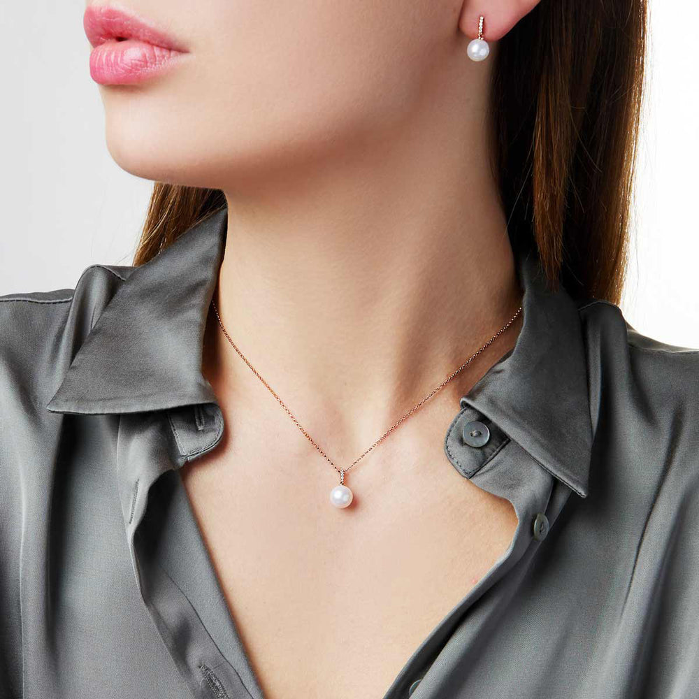 Yoko London Classic 18K Gold Freshwater Pearl Drop Pendant