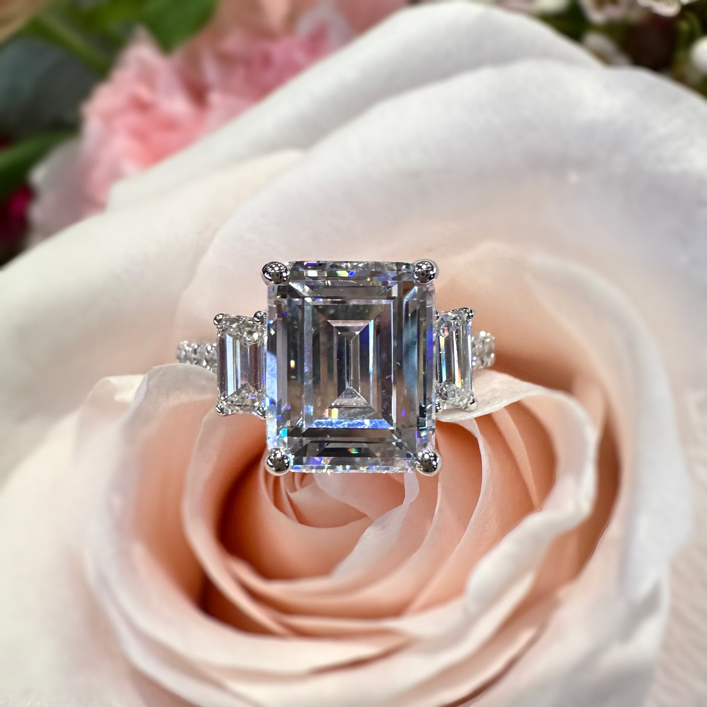 Simon G LR4019 Three-Stone Engagement Ring
