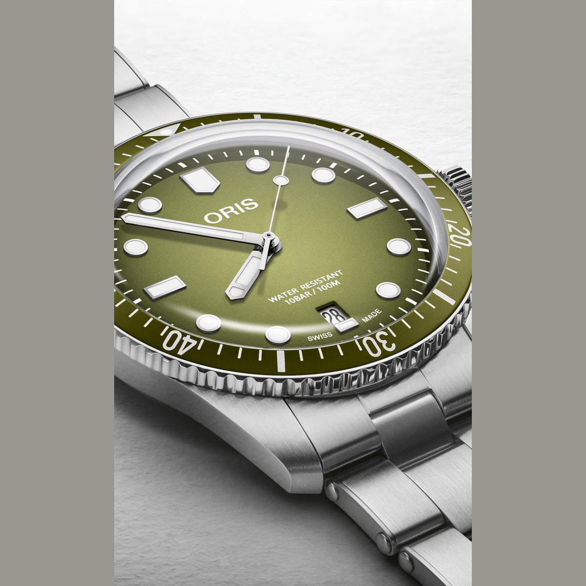 Oris Divers Sixty-Five Date 40mm, ref 01 733 7707 4057-07 8 20 18