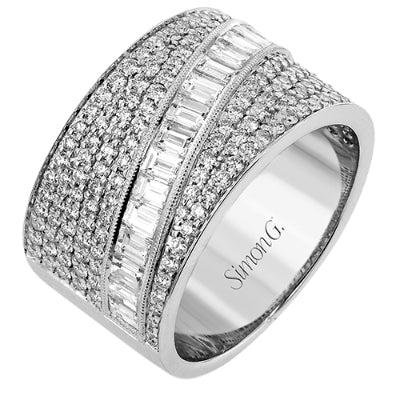 Simon G. Right Hand Ring in 18k Gold with Diamonds