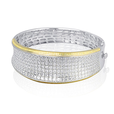 Simon G. Bangle in 18k Gold