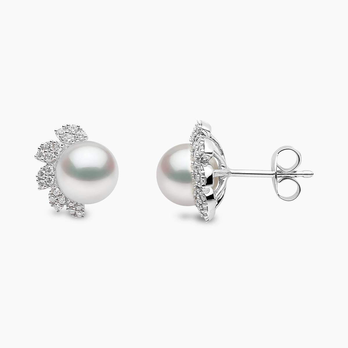 Yoko London Trend 18k White Gold Freshwater Pearl and Diamond Flutter Stud Earrings