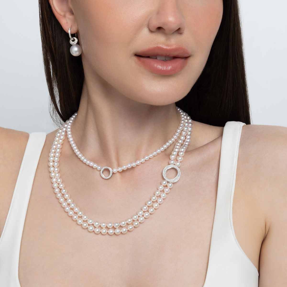 Yoko London O 18k White Gold Freshwater Pearl and Diamond Necklace